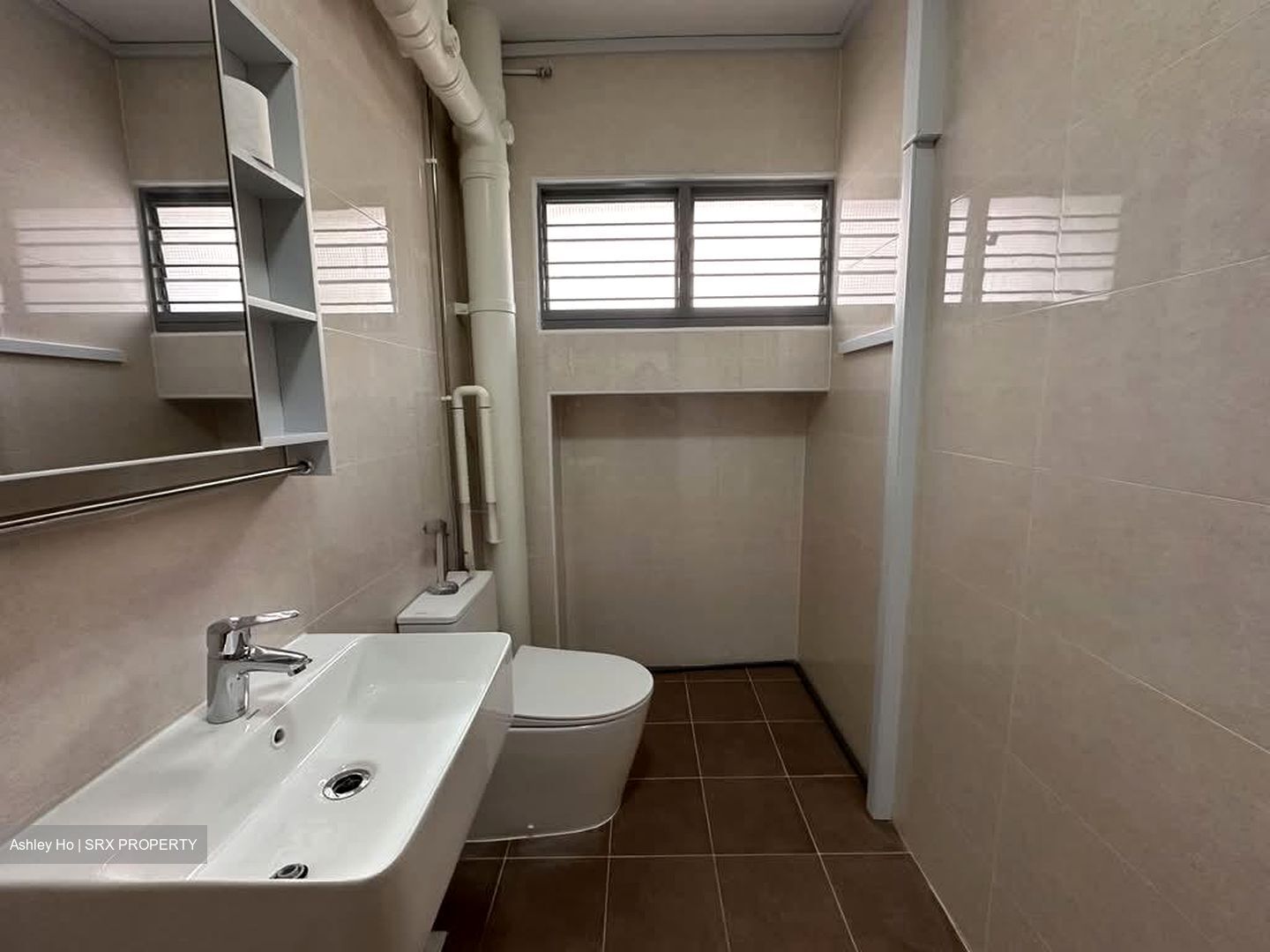 Blk 556 Choa Chu Kang North 6 (Choa Chu Kang), HDB Executive #579743011